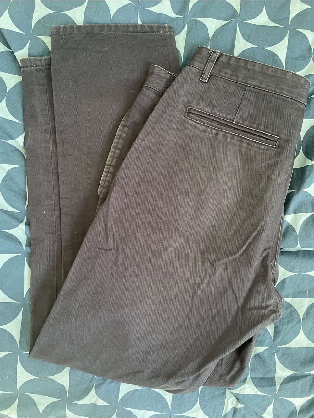 A.P.C. Men's Dark Blue Chino Pants